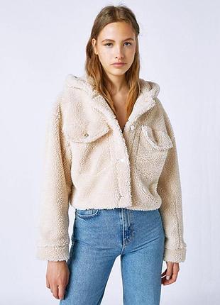 Оригинальная меховая куртка от бренда pull&bear 9710-342-710 разм. xs