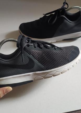 Легкі кросівки сіточки на пінці nike flex experience rn5