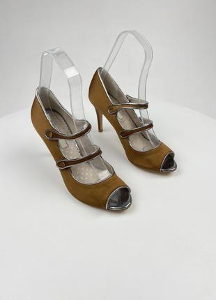 Женские открытые туфли на шпильке boden1 фото