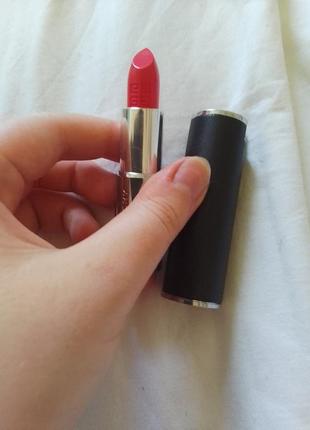 Givenchy le rouge luminous matte 304 mandarine bolero lipstick