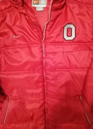 Демисезонная курточка nike
