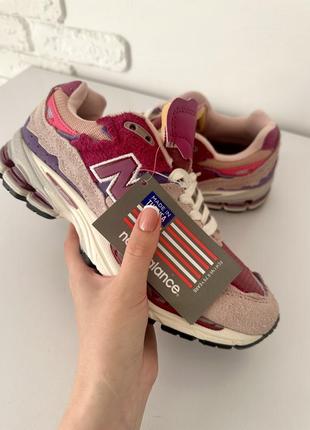 Женские кроссовки new balance 2002r pink2 фото