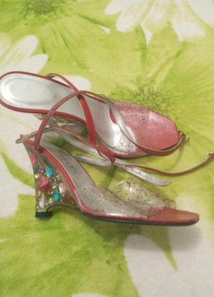 Босоніжки 36,5  р.