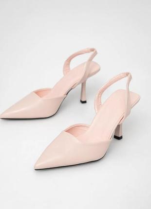 Туфлі рожеві