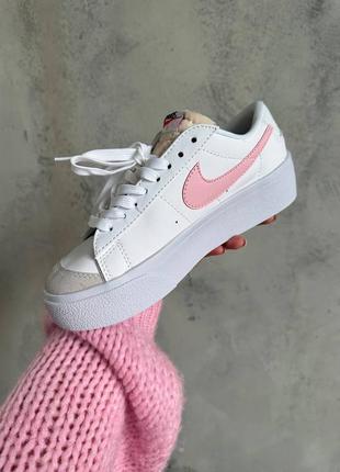 Nike blazer platform жіночі масивні кеди найк білі рожеві весняні літні массивные кеды кроссовки белые с розовым высокая подошва лето весна10 фото