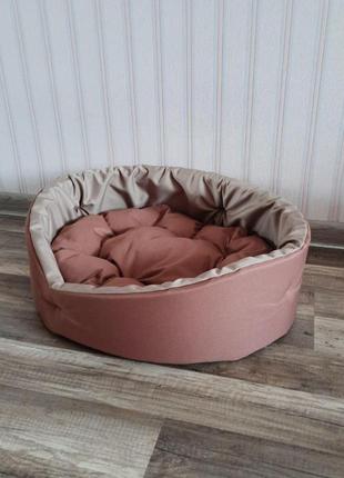 Лежак для собак щенков и кошек 40х50см цвет мокко с бежевым4 фото