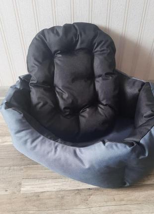 Лежак для маленьких пород собак и котов 40х30см серый с черным8 фото