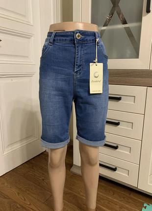 Женские джинсовые шорты удлиненные современные 32-381 фото