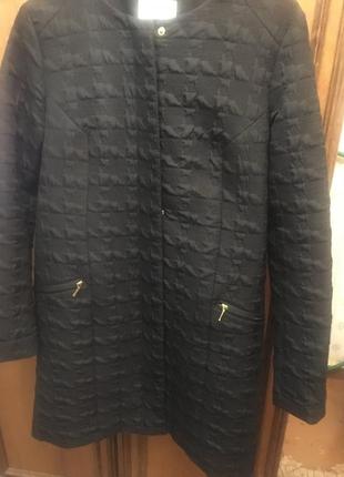 Продам  женское демисезонное пальто 44 размера (12)