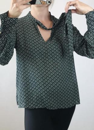 Зелено черная блузка с длинным рукавом3 фото