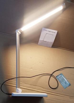Настільна лампа з бездротовою зарядкою ek009a usb-портом для заряджання, 5 режимів освітлення, 10 рівнів яскравості.