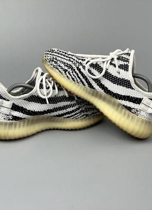 Фирменные кроссовки adidas yeezy boost 350 v2 zebra — купить в