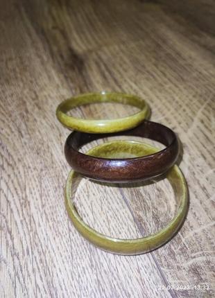 Пластиковые браслеты под камень