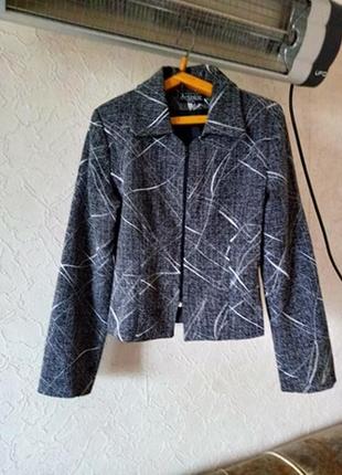 Піджак жіночий розмір 44