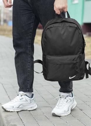 Міський спортивний чоловічий рюкзак nike тканинний чорний повсякденний для тренувань стильний на 20 літрів7 фото