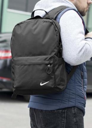 Міський спортивний чоловічий рюкзак nike тканинний чорний повсякденний для тренувань стильний на 20 літрів2 фото