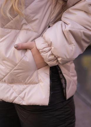 Тёплая коротка женская курточка с капюшоном на силиконе +200 большие размеры5 фото