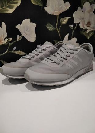 Кроссовки adidas
