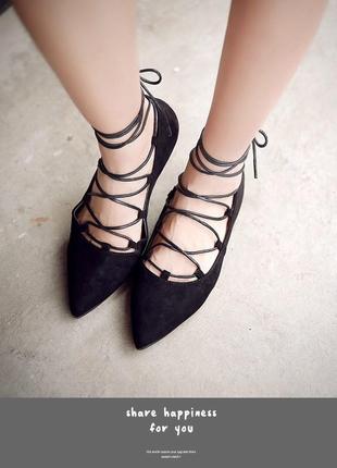Женские туфли на шнуровке colais shoes черные.