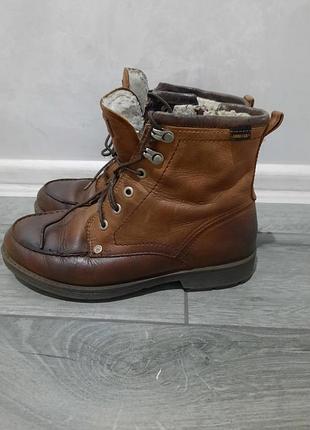 Шкіряні черевики ессо