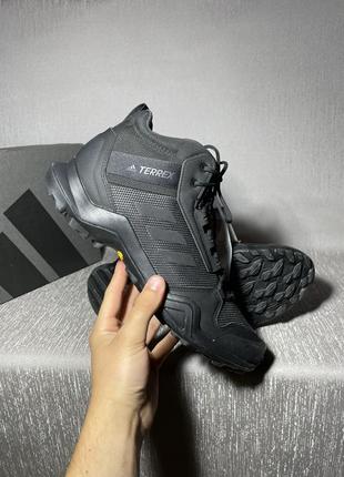 Мужские оригинальные кроссовки-ботинки adidas terrex7 фото