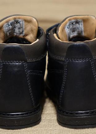 Утепленные темно-синие кожаные ботинки geox respira waterproof италия 23 р.9 фото