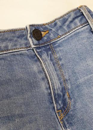 Короткі джинсові шорти з рваностями4 фото