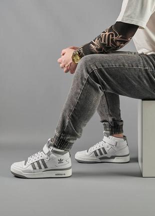 Мужские кроссовки adidas forum high 84 white grey адидас форум высокие беллые с серим
