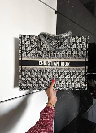 Женская сумка christian dior book1 фото