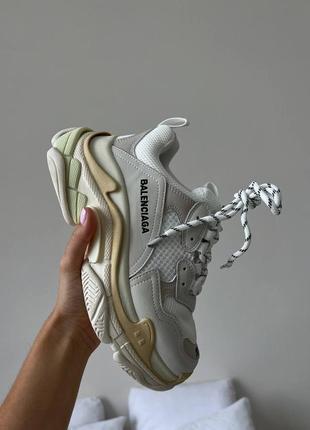 Кроссовки в стиле balenciaga