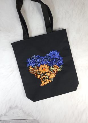 Сумка-шоппер вышит бисером