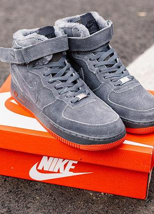 Круті чоловічі хутряні кросівки nike в сірому кольорі /осінь/зима/весна😍