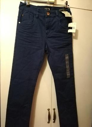 Нові плотні джинсі, зріст 152