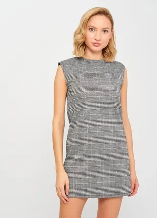 Платье stradivarius размер м черно белое в клетку