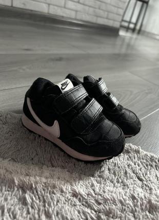 Кроссовки nike