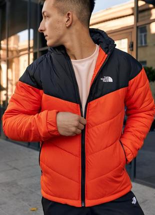 Чоловіча куртка tnf the north face у помаранчево-чорному кольорі, стильна та зручна куртка на кожен день