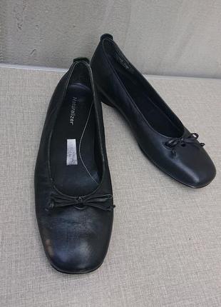 Кожаные чёрные туфли балетки naturalizer7 фото