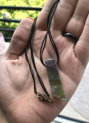 Агат на шнурку. кулон. кольє