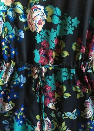Яскраве зручне платтячко в квітковий принт3 фото