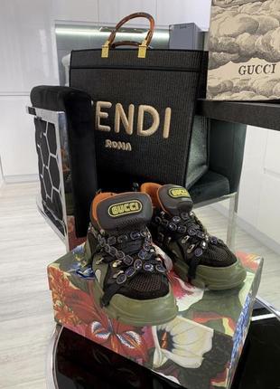 Шикарні брендові кросівки з камінням gucci9 фото