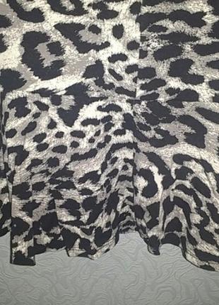 Блуза з баскою з леопардовим принтом( сірий)3 фото