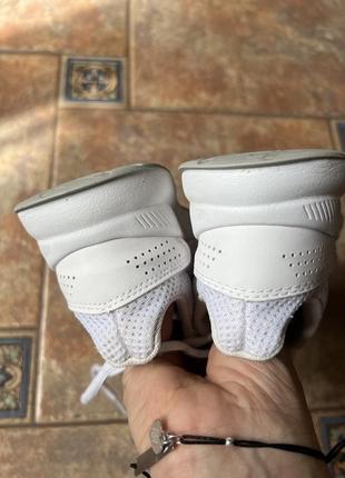 Кросівки для дівчинки adidas4 фото
