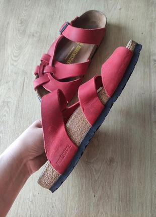 Шикарные  женские кожаные шлепанцы  birkenstock, германия,р.393 фото