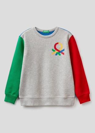 Яркий свитшот свитерок реглан benetton на 8-10 лет