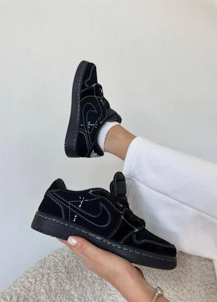 Кросівки nike air jordan low x travis scott black