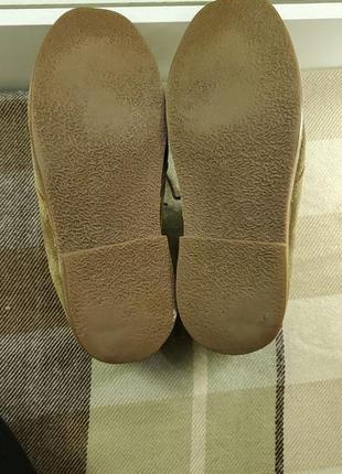 Redtape шкіряні чоловічі туфлі пісочного кольору замша4 фото