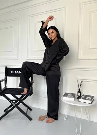 Атласні костюми в стилі loewe6 фото