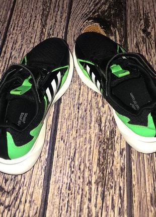 Фирменные кроссовки adidas для мальчика, размер 333 фото