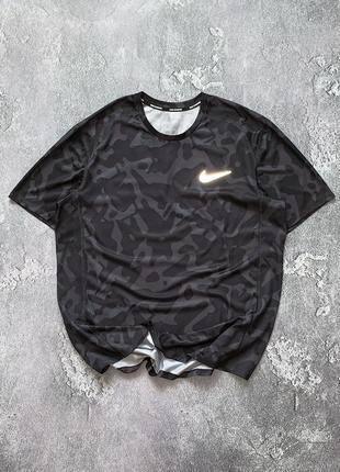 Nike xl камуфляжная футболка майка поло термо термуха спортивная компрессионная для зала спорта