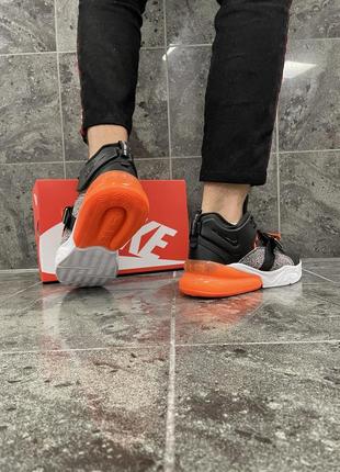 Кроссовки nike air max 270 react orange/ middle

(розпродаж)6 фото